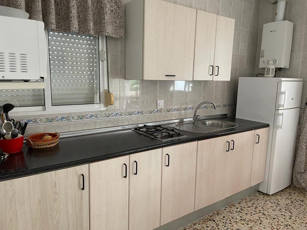 Apartamentos Bolonia Paraiso Экстерьер фото