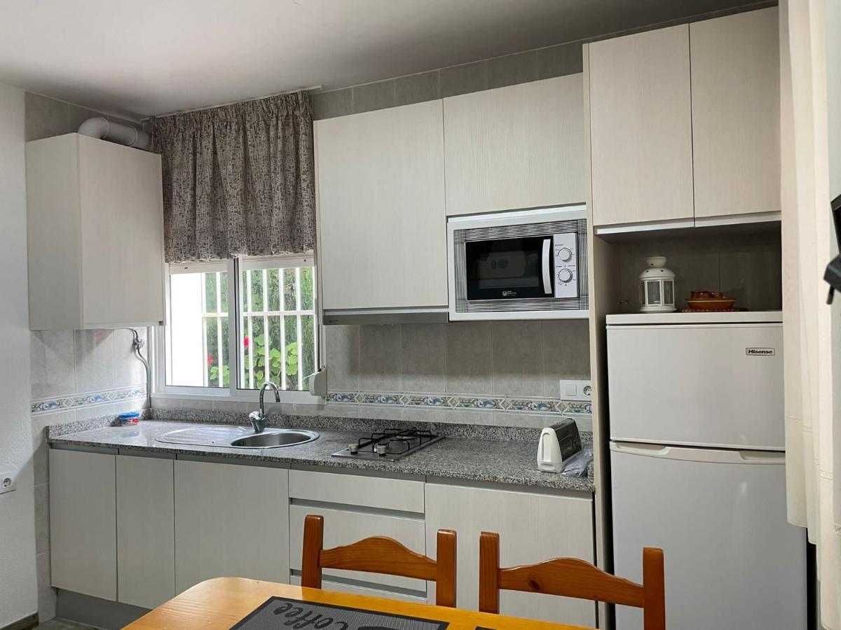Apartamentos Bolonia Paraiso Экстерьер фото