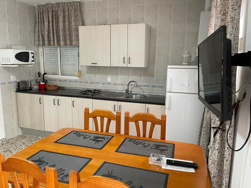 Apartamentos Bolonia Paraiso Экстерьер фото