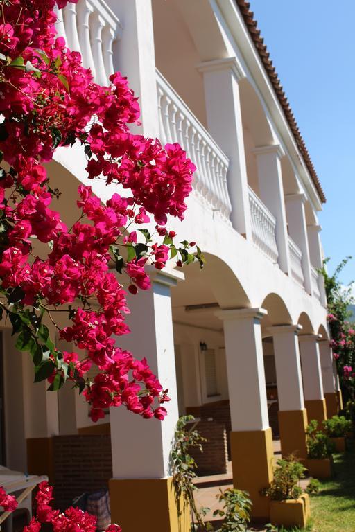 Apartamentos Bolonia Paraiso Экстерьер фото