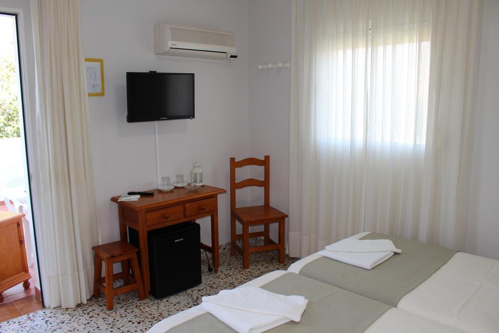 Apartamentos Bolonia Paraiso Экстерьер фото
