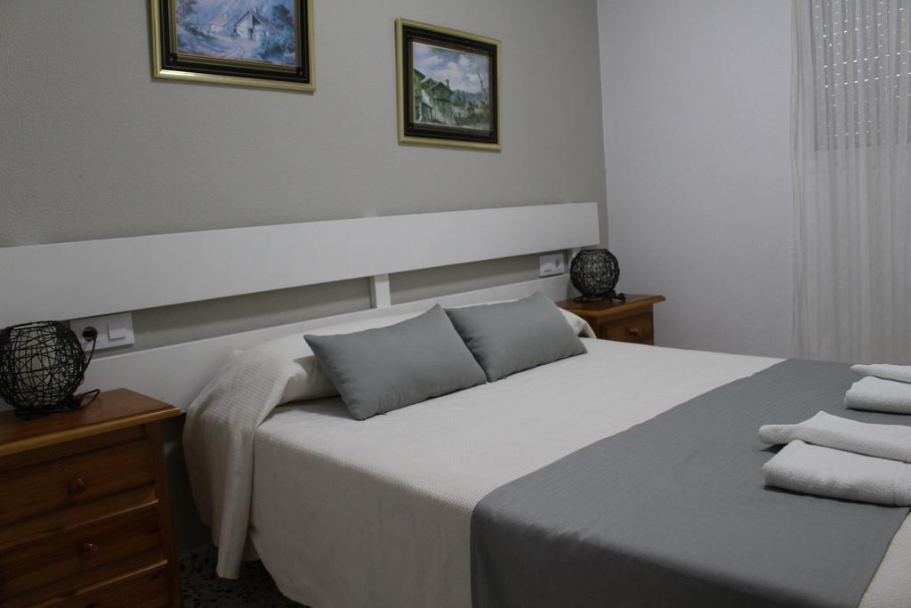 Apartamentos Bolonia Paraiso Экстерьер фото