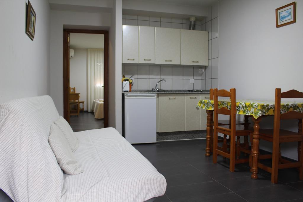 Apartamentos Bolonia Paraiso Экстерьер фото